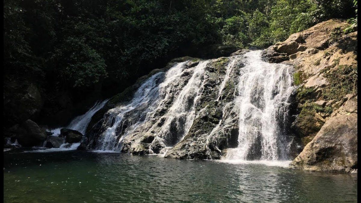 Cascada del Diablo en Santo Domingo de los Tsáchilas.