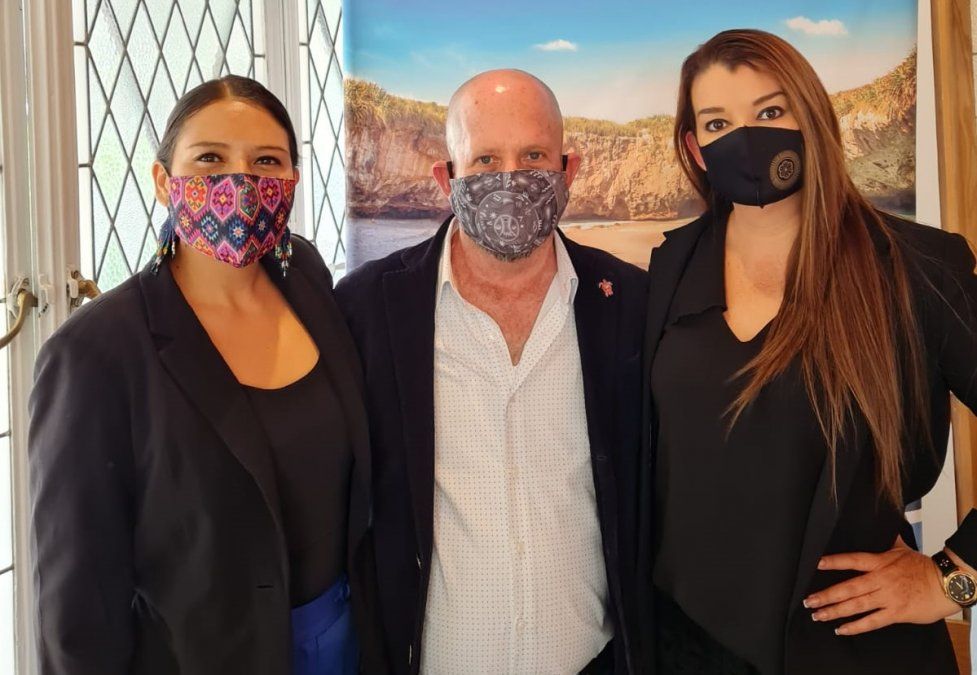 Lucero Guerrero, gerente de Promoción y Ventas de OVC Riviera Nayarit; Richard Zarkin, gerente de Relaciones Públicas para la OVC Riviera Nayarit; y Silvia Duarte, gerente de Grupo y Eventos de OVC Riviera Nayarit.&nbsp;