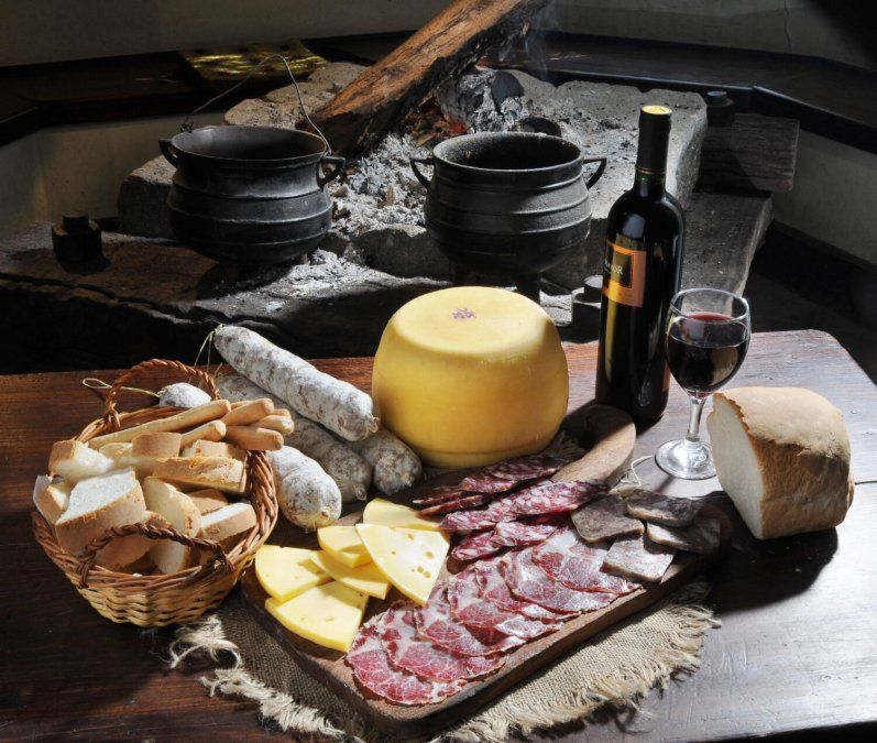 Verano 2025: el Valle de Punilla es una zona productora de los mejores embutidos y quesos.