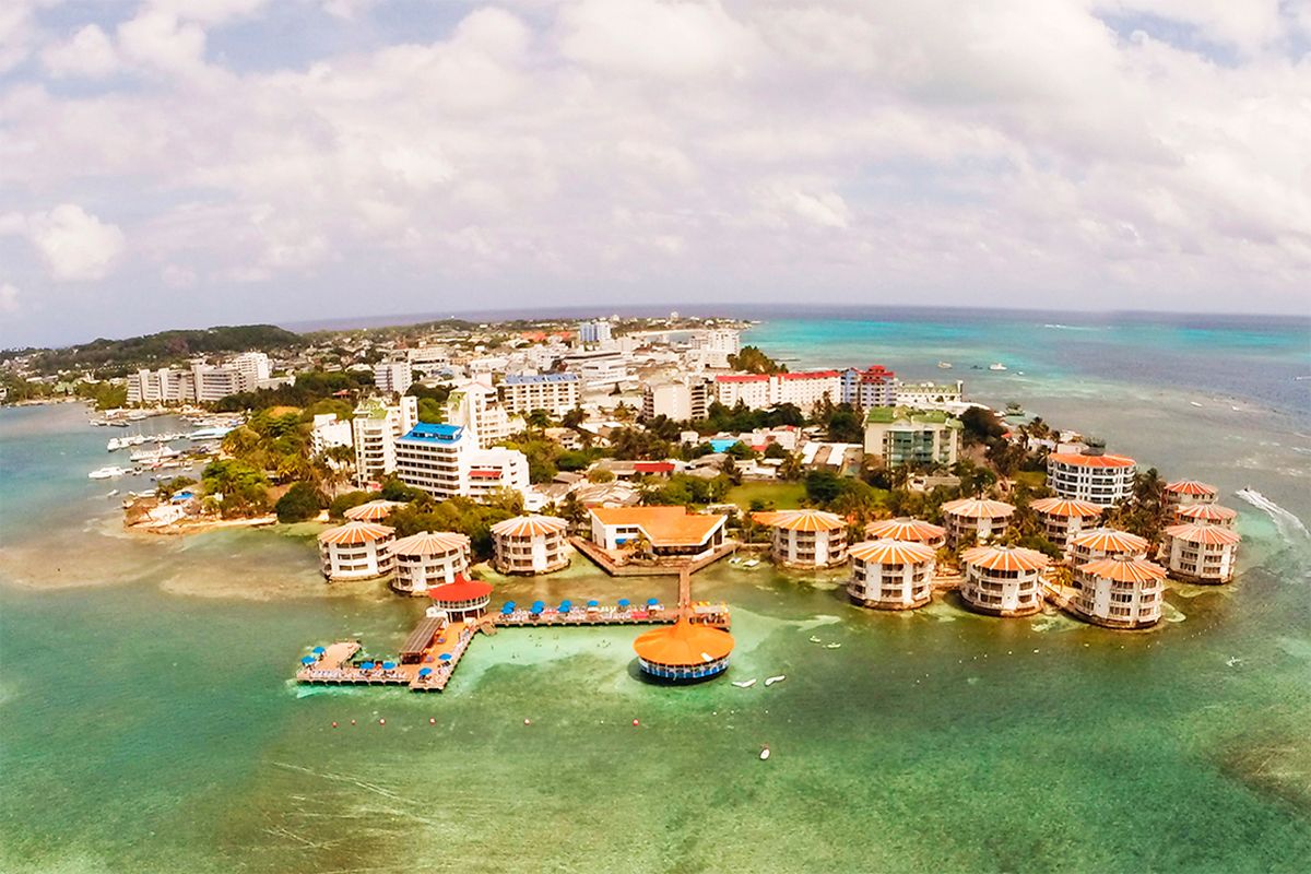 Decameron cerró su hotel Aquarium en San Andrés por fallas estructurales y puntualiza plan de acción.