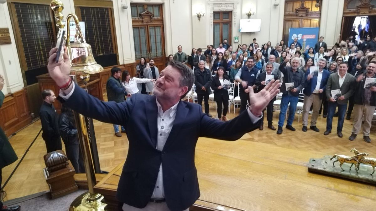 La actividad estuvo liderada por el Gobernador Claudio Orrego. La actividad estuvo liderada por el Gobernador Claudio Orrego.