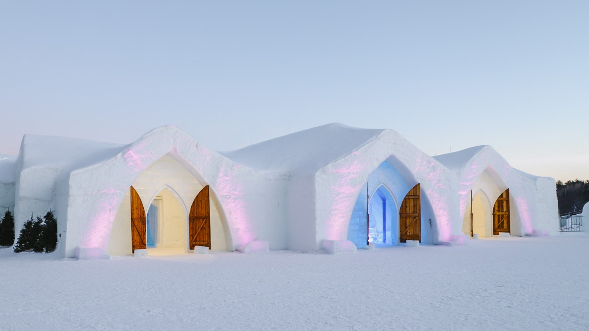 El Hôtel de Glace es el único hotel de hielo de América del Norte.