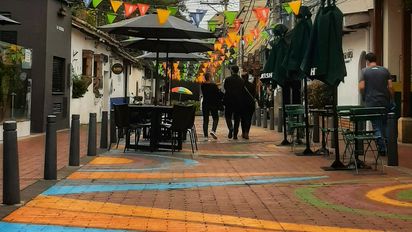 Bogotá como destino turístico cuenta con una amplia oferta cultural, gastronomica, de entretenimiento y deportiva.