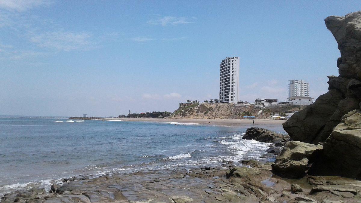 Escasez de agua en Santa Elena golpea a destino turístico.