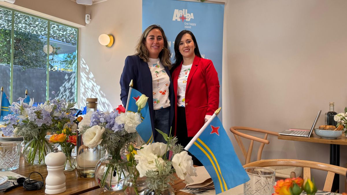 María José Lizama y Andrea Toro; equipo de turismo de Aruba en Chile.