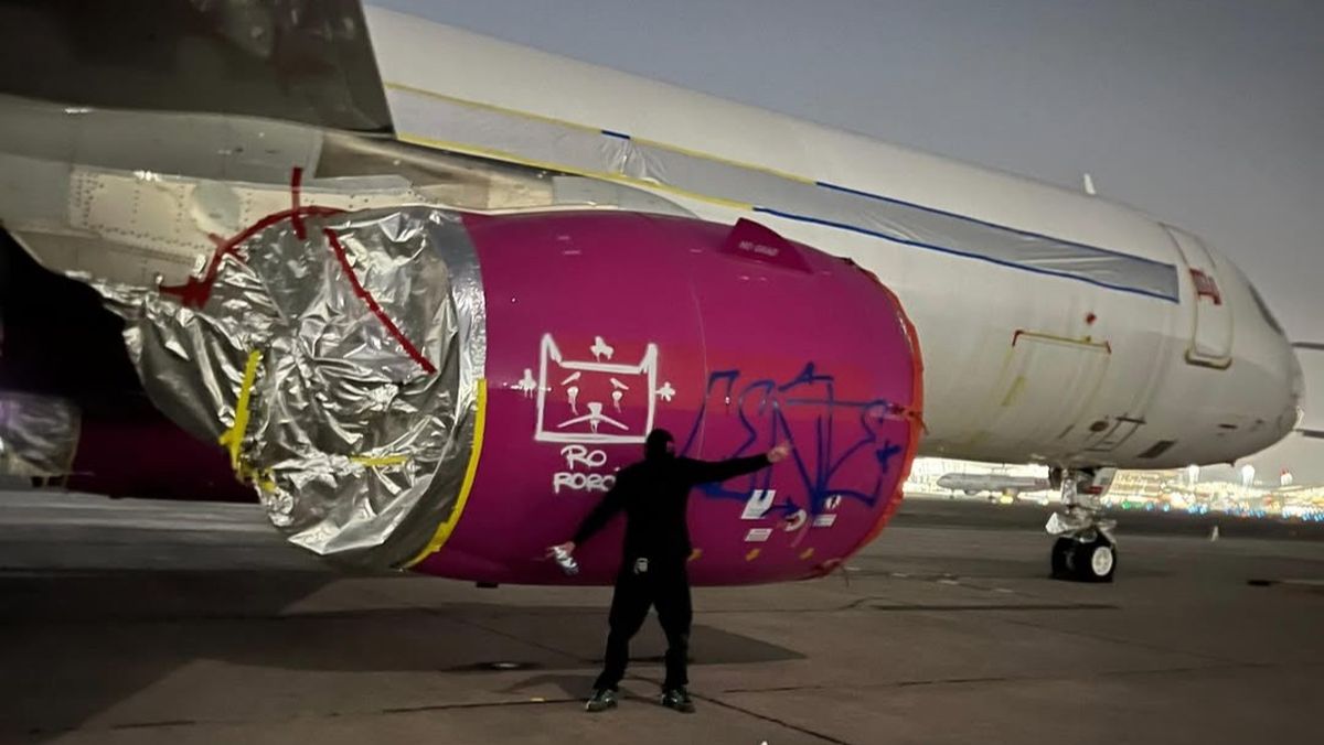 Aeropuerto de Santiago: hecho fue reconocido y viralizado por el autor, quien lo definió como un sueño.