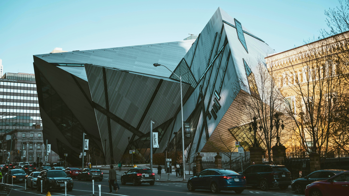 Visita los museos, galerías de arte y distritos culturales de Toronto.