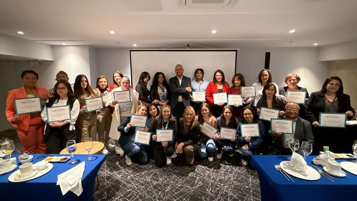 A través de estos seminarios, Sandals presentó a su equipo y puso a disposición herramientas de venta para los agentes.