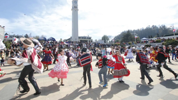 Las Fiestas Patrias en Chile están llenas de color.