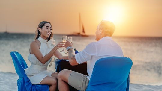 Aruba invita a descubrir el Caribe entre playas de arena blanca, paisajes desérticos, pueblos coloridos y recorridos que permiten conocer distintos rincones de la isla.