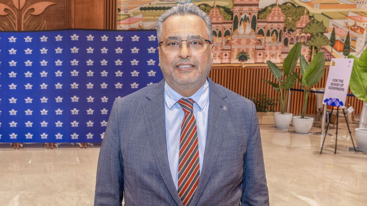 Ahmet Bolat, presidente de Turkish Airlines, fue reelegido para integrar el Consejo Directivo de IATA durante la asamblea anual celebrada en Nueva Delhi. Ahmet Bolat, presidente de Turkish Airlines, fue reelegido para integrar el Consejo Directivo de IATA durante la asamblea anual celebrada en Nueva Delhi.