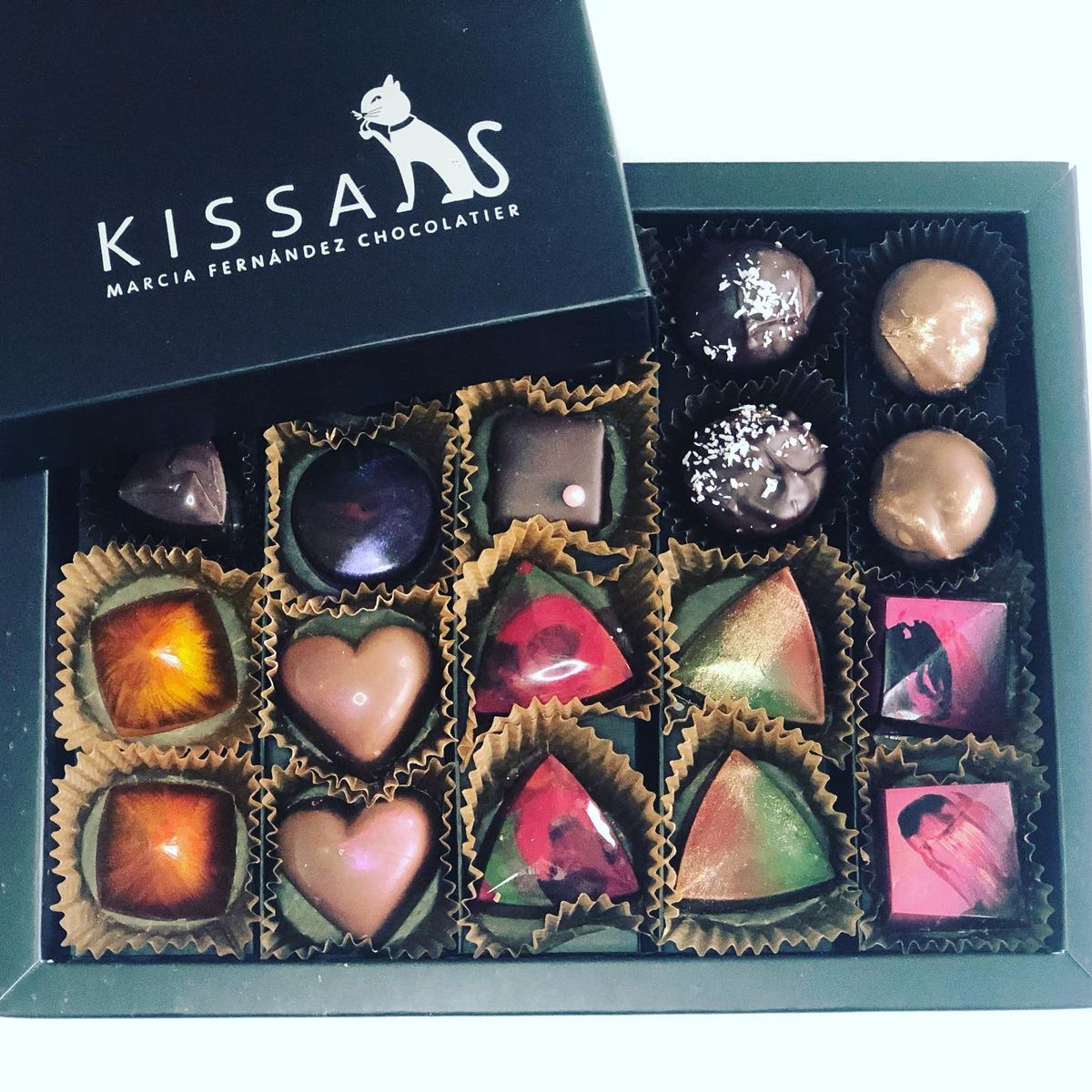 Los bombones de Kissa (Lago Puelo, Patagonia) tienen rellenos de productos locales.