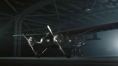 La escultura que rinde homenaje al primer avi+on de Turkish Airlines.