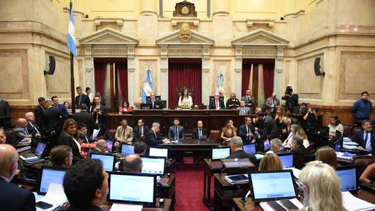 Turismo y reforma laboral: qué cambia tras la media sanción que celebró Daniel Scioli.