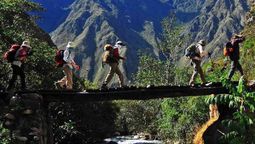 Según las primeras investigaciones, el turista habría fallecido de un paro cardíaco mientras se dirigía a Machu Picchu.