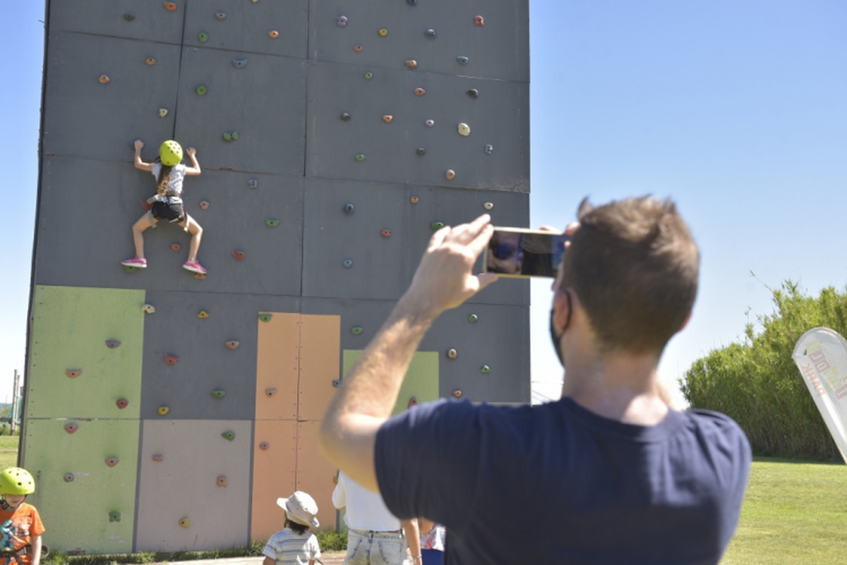 La palestra es solo una de las actividades que se pueden disfrutar en Tivoli Park para una de las escapadas en familia más entretenidas.