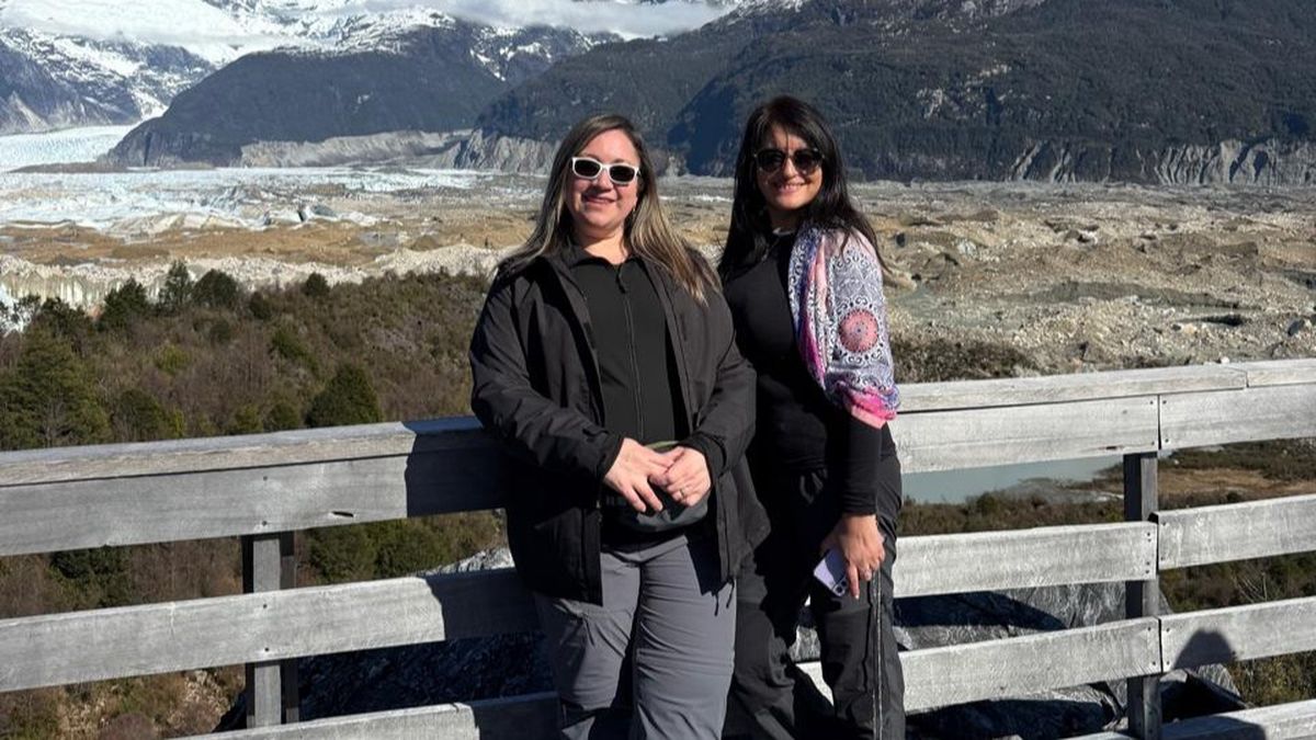 Marjorie Vega y Jacqueline Vergara, de Pacific Reps. 