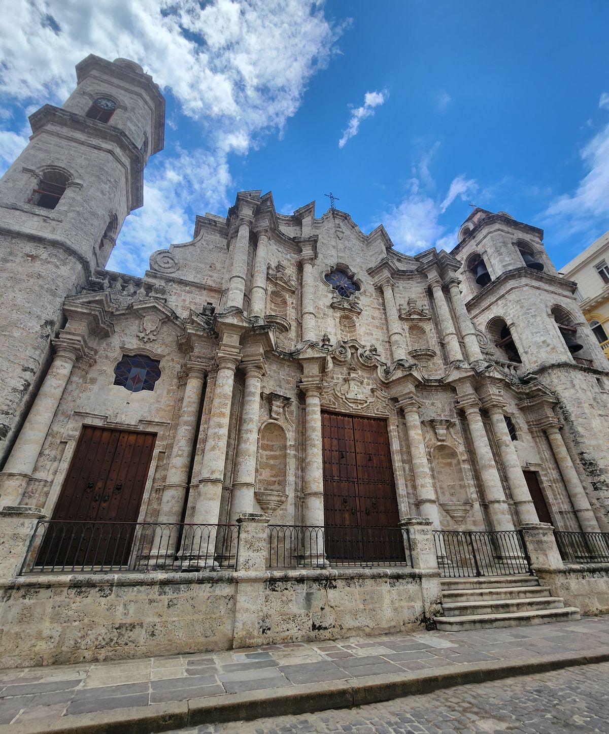 Catedral de la Virgen María de la Concepción Inmaculada de La Habana, Cuba.