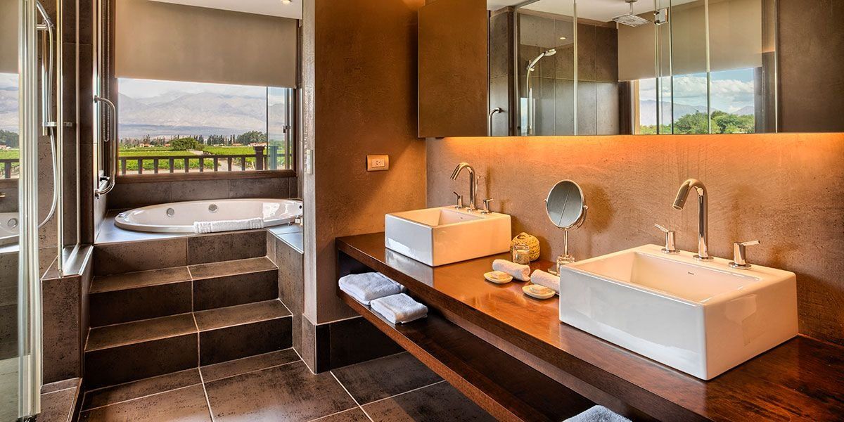 Grace Cafayate cuenta con un spa de lujo, rodeado de toda la belleza del paisaje andino en Sudamérica.