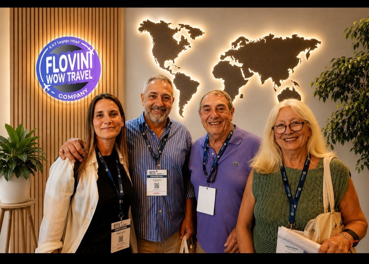 El equipo ejecutivo de Flovini Viajes: Rosario Vieytes, Comunity Manager; Ignacio Lazarte, director Comercial; Hugo Risé, presidente; y Zaira Lopez, vicepresidenta.&nbsp;