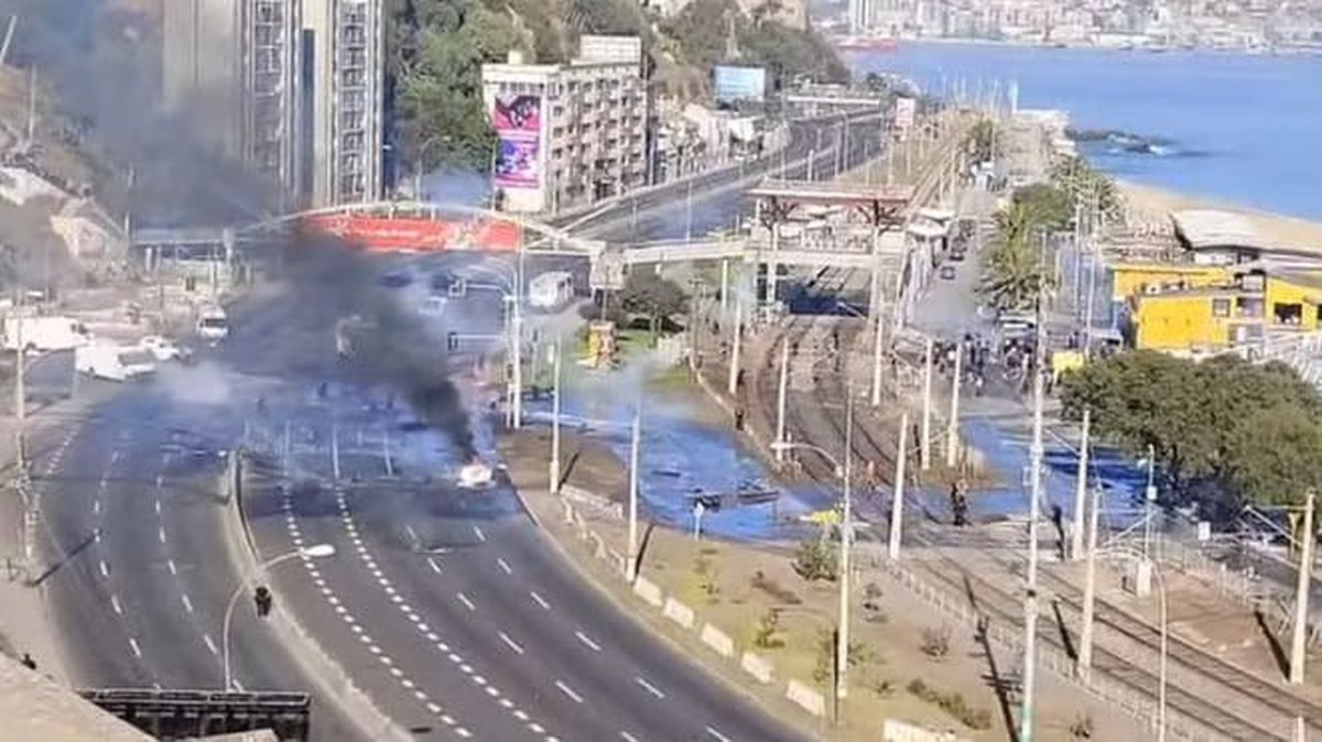 La embajada de Estados Unidos recomienda evitar transitar por la Caleta Portales hasta el 31 de marzo. - Ladevi Medios y Soluciones La embajada de Estados Unidos recomienda evitar transitar por la Caleta Portales hasta el 31 de marzo.