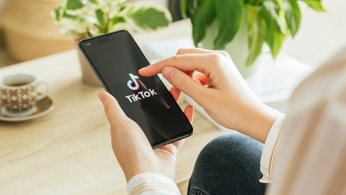 De la mano de TikTok, Booking.com aspira a llegar a nuevas audiencias y compite a las OTAs por las reservas online. De la mano de TikTok, Booking.com aspira a llegar a nuevas audiencias y compite a las OTAs por las reservas online.