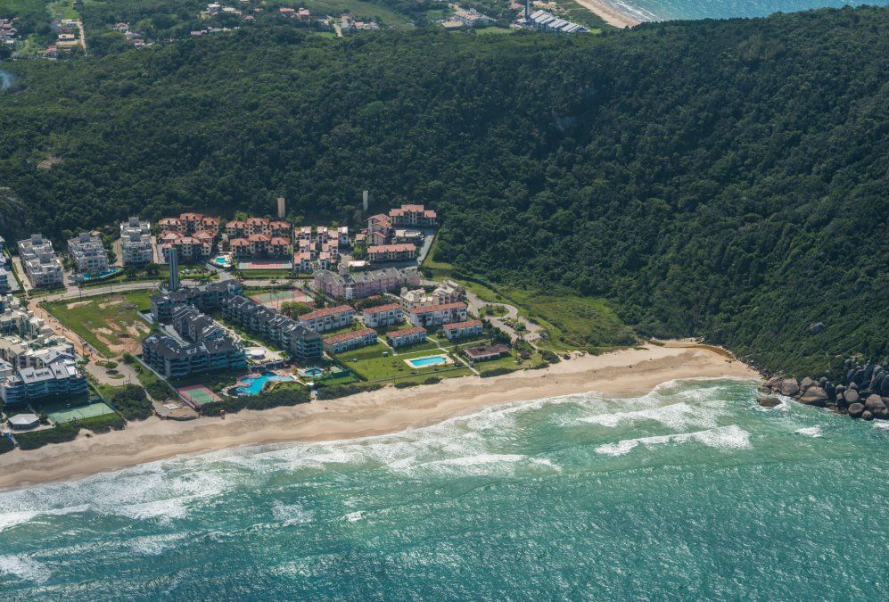 Florianópolis es el gran ícono turístico en el sur brasileño. Florianópolis es el gran ícono turístico en el sur brasileño.