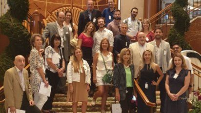 El grupo de agentes de viajes disfrutó de su visita al Queen Victoria.