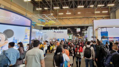 La Vitrina Turística Anato 2023 se desarrolla en Corferias del 22 al 24 de febrero. Siga las noticias más importantes del evento en vivo, minuto a minuto en ladevi.info.