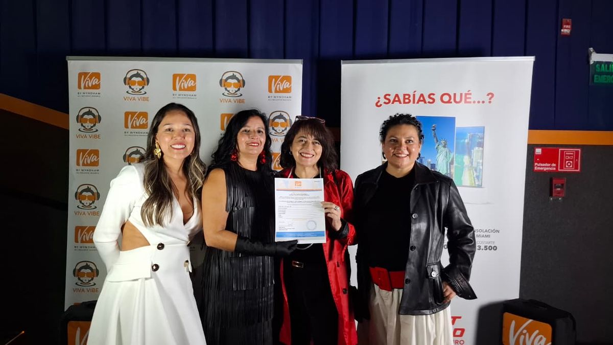 Viva Resorts, con el apoyo de Assist Card, realizaron una noche de cine y premios junto a agentes de viajes y turoperadores.