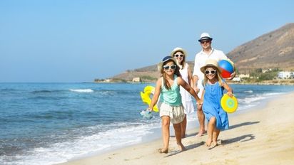 Vacaciones en familia: destinos donde los niños se divierten, los padres descansan y todos crean recuerdos inolvidables.