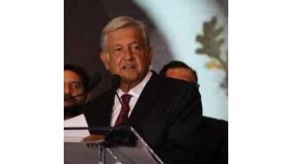 AMLO nombrará una comisión para evaluar la continuidad de la obra del NAIM