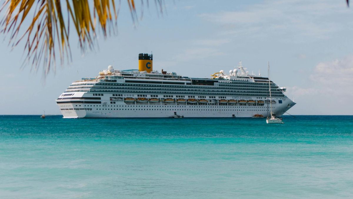 Costa Cruceros continúa su expansión en el Caribe a bordo del Costa Favolosa.