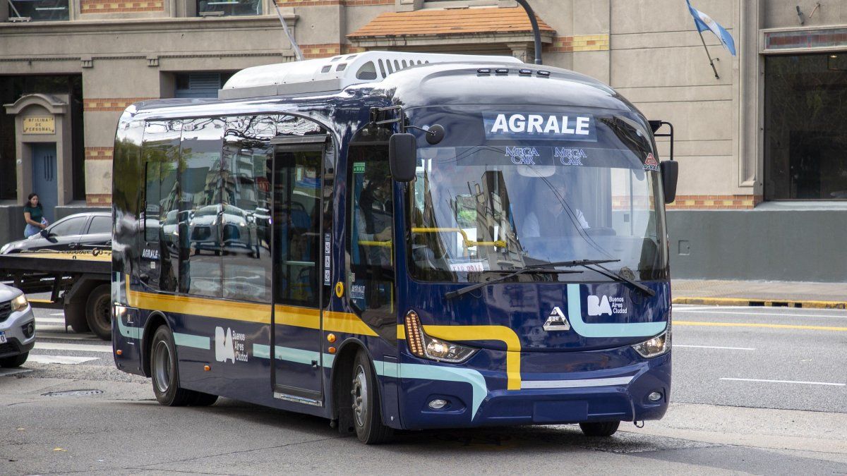 Vacaciones en Buenos Aires: el Bus Eléctrico funciona de 5 am. a 1 am.