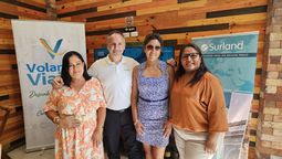 Rafael Galán, junto al equipo de Volando Viajes: Miluska Wiess, Ingrid del Busto y Vilma Tafur.