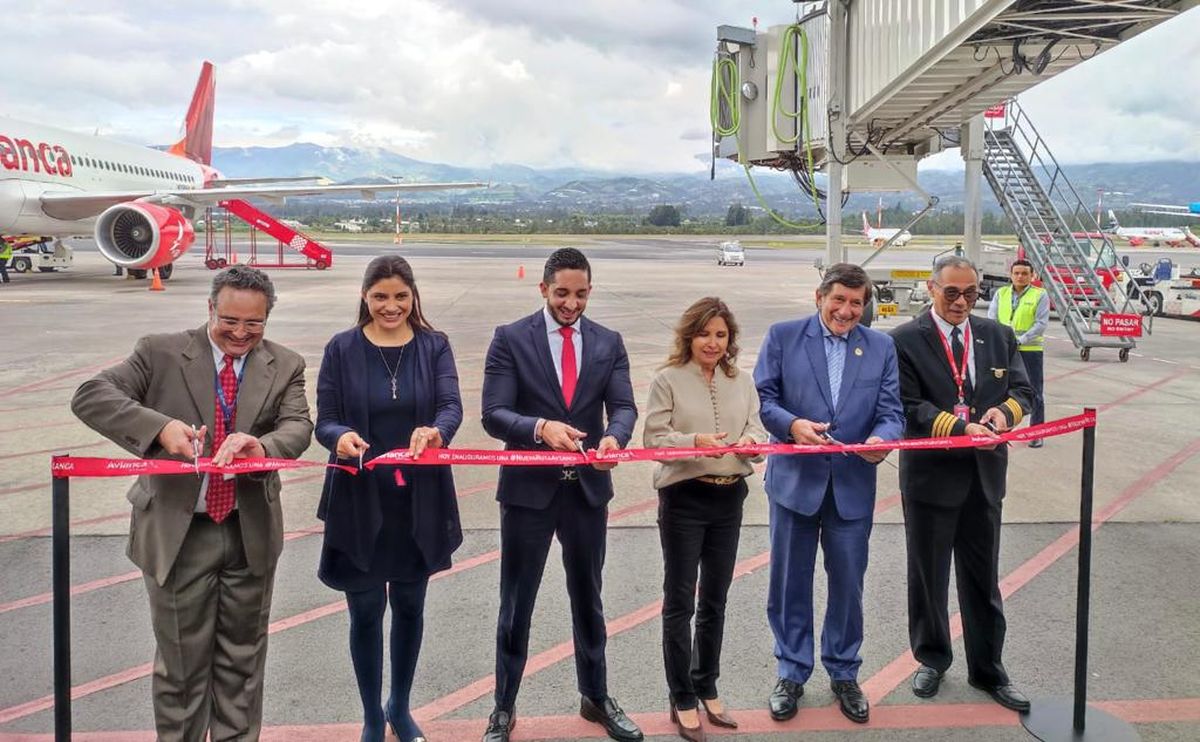 La línea aérea Avianca ya vuela entre Quito y Nueva York sin escalas. 