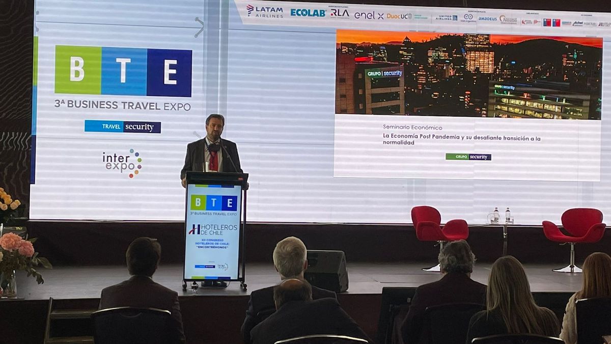 El presidente de Hoteleros de Chile, Alberto Pirola, dio inicio al XII Congreso Encontrémonos. - Ladevi Medios y Soluciones El presidente de Hoteleros de Chile, Alberto Pirola, dio inicio al XII Congreso Encontrémonos.
