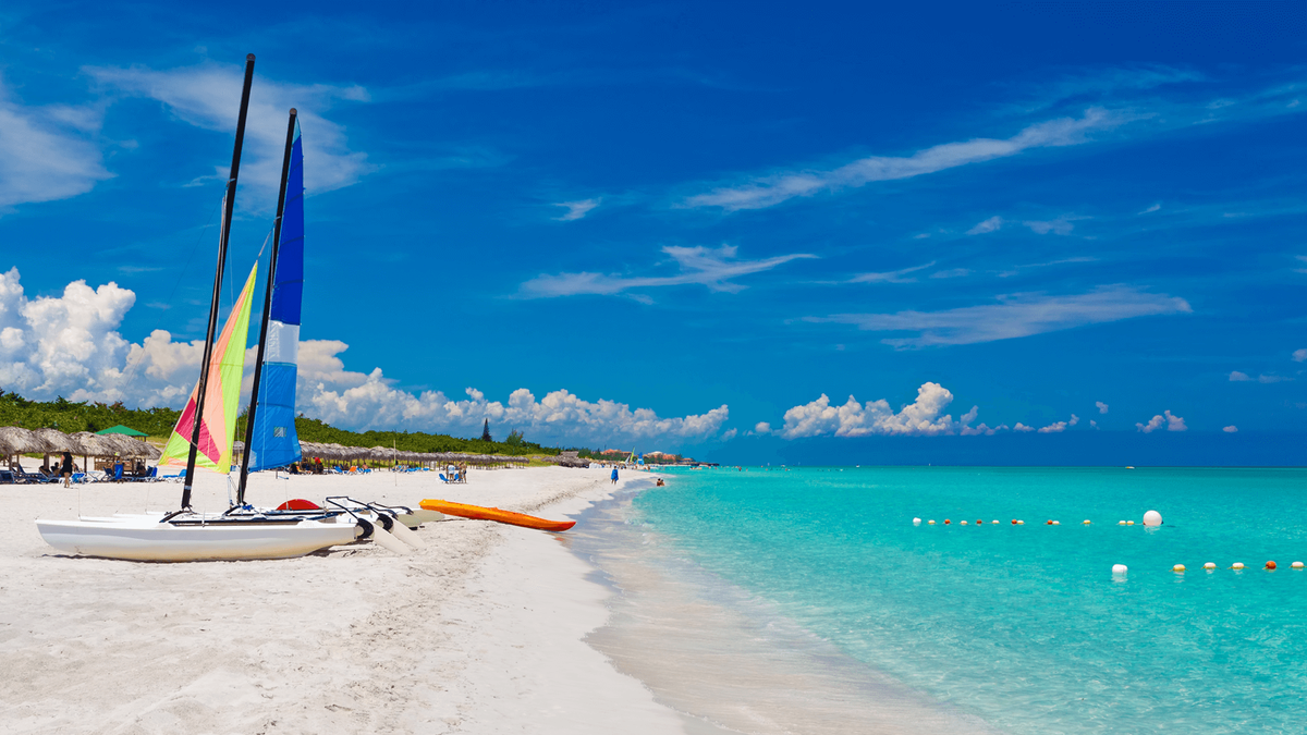 La playa de Varadero es considerada entre las más lindas del mundo. La playa de Varadero es considerada entre las más lindas del mundo.