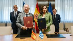El ministro de Industria y Turismo, Jordi Hereu y&nbsp;Olga Kefalogianni, ministra de Turismo de Grecia