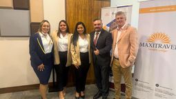 Nancy Caicedo, ejecutiva de Operaciones y Reservas de Maxitravel (izq.), junto con Fidel Murgueytio, gerente general de Maxitravel, y Lucas Ozuna, director comercial de Europamundo para Latinoamérica.&nbsp;