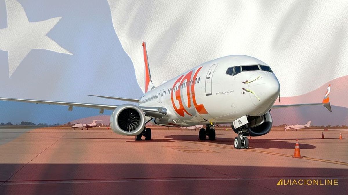 Avión de Gol con matrícula chilena. 