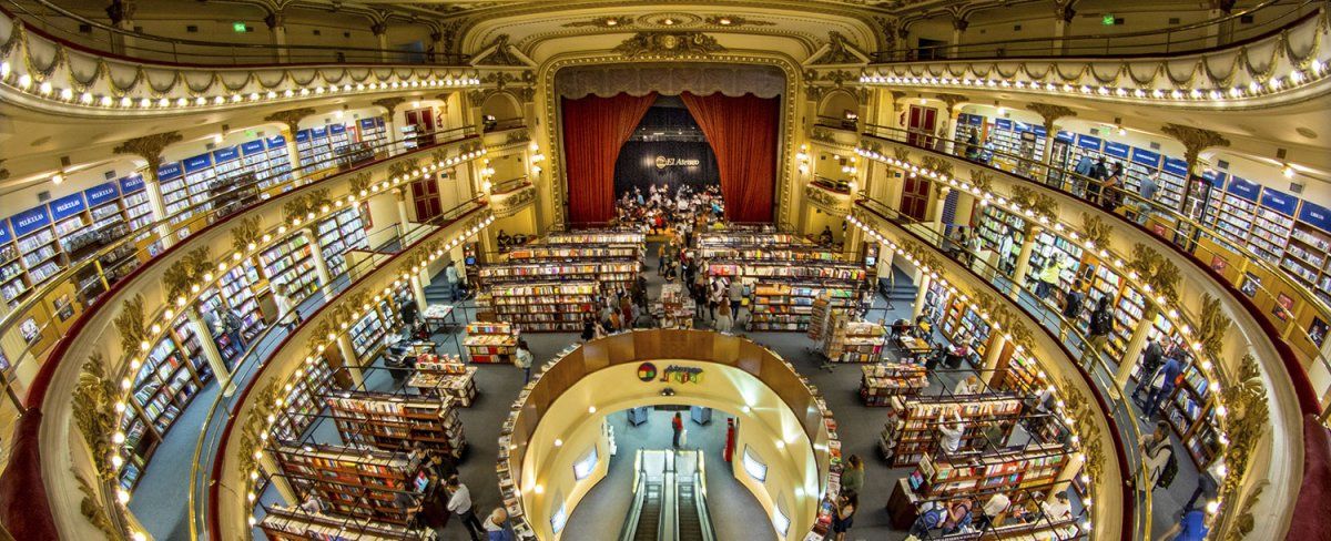El Ateneo Grand Splendid de Recoleta encabeza el récord de ser la librería más grande de Sudamérica.