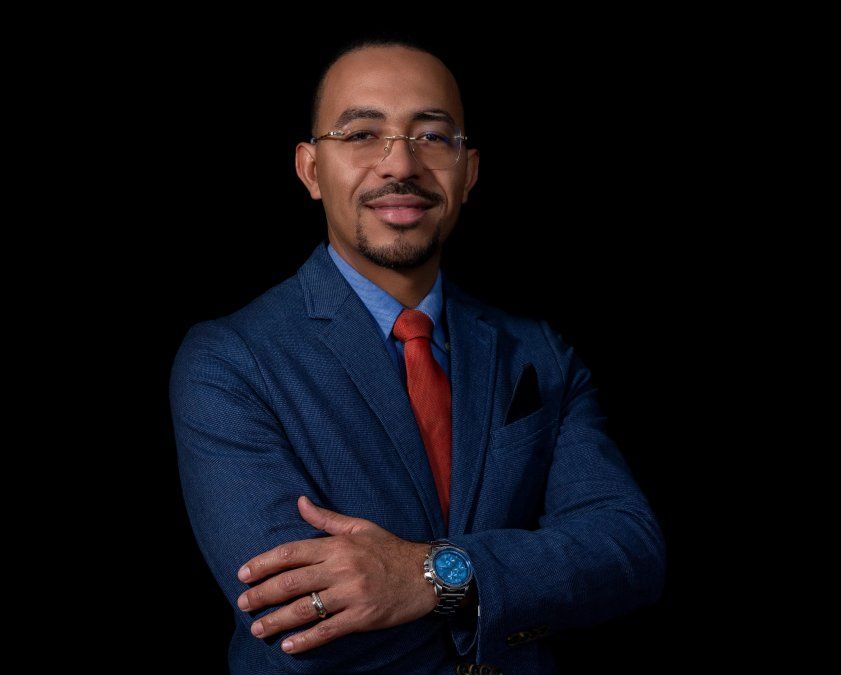 Smarlin Jimenez, director de Ventas de Meliá Hotels International, sostuvo que la propiedad se prepara para alojar más de 600 profesionales y recibir más de mil invitados en el evento de inauguración de DATE. Smarlin Jimenez, director de Ventas de Meliá Hotels International, sostuvo que la propiedad se prepara para alojar más de 600 profesionales y recibir más de mil invitados en el evento de inauguración de DATE.