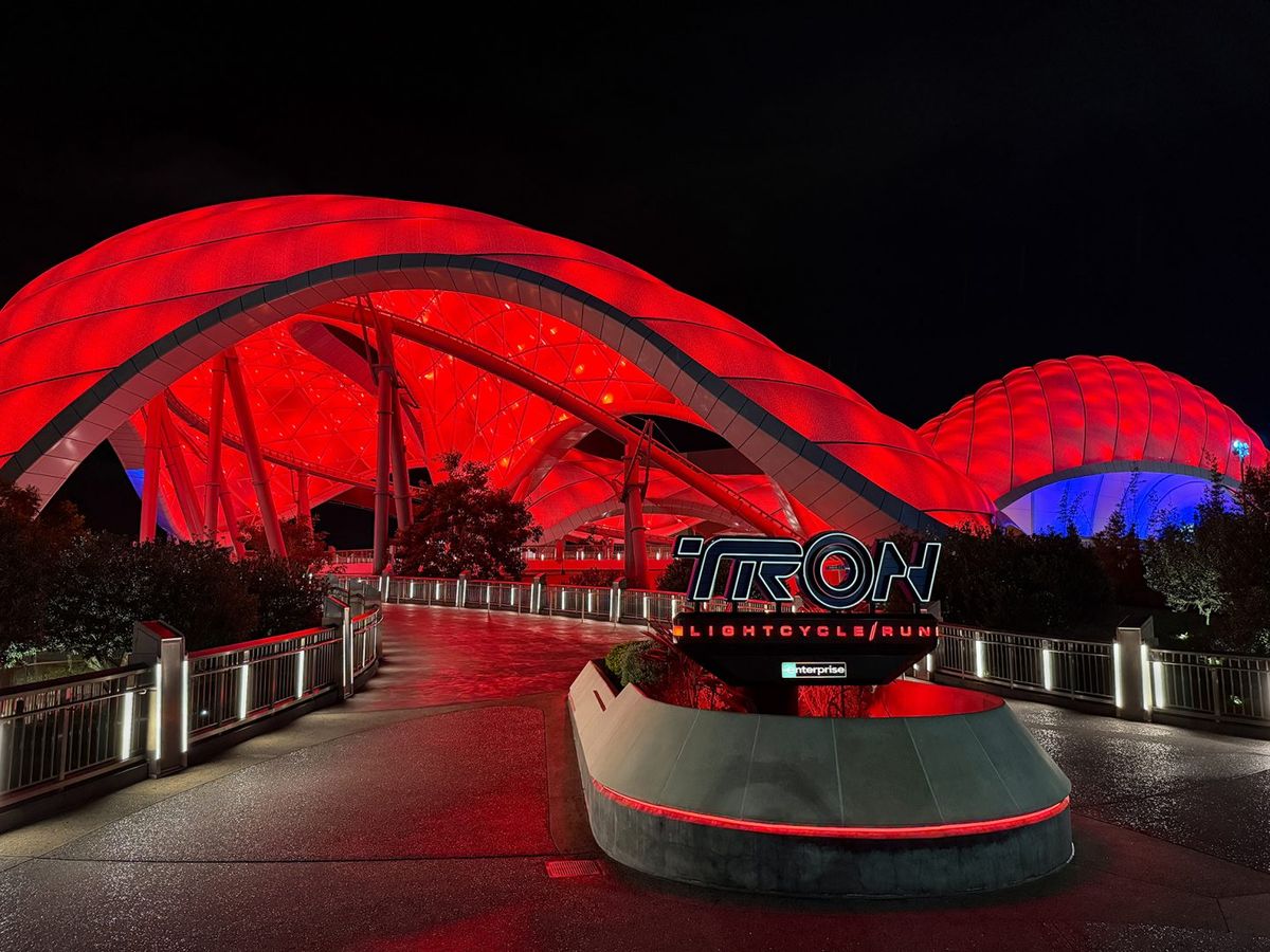 Tron: Ares promete una cuota superior de adrenalina en Magic Kingdom Park de Walt Disney World Resort.