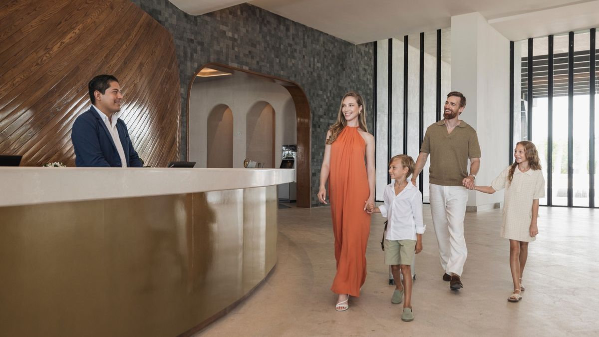 AVA Resort Cancun, del portafolio de RCD Hotels, suma opciones de entretenimiento familiar como el Game Hub Arcade y el Acto Live Theatre.