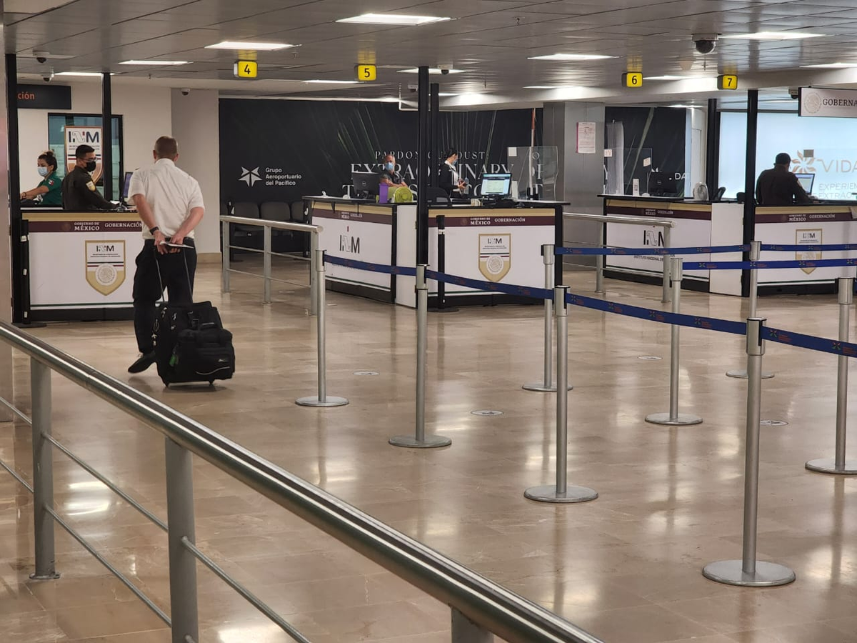 El Aeropuerto Internacional de Puerto Vallarta decidió eliminar a partir del 1 de agosto este formato para los viajeros internacionales, lo cual pretende reducir los tiempos de espera en la terminal aérea y generar mayor practicidad para los usuarios.