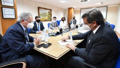 Imagen de la reunión de los ministros de Turismo y Economía de Brasil.