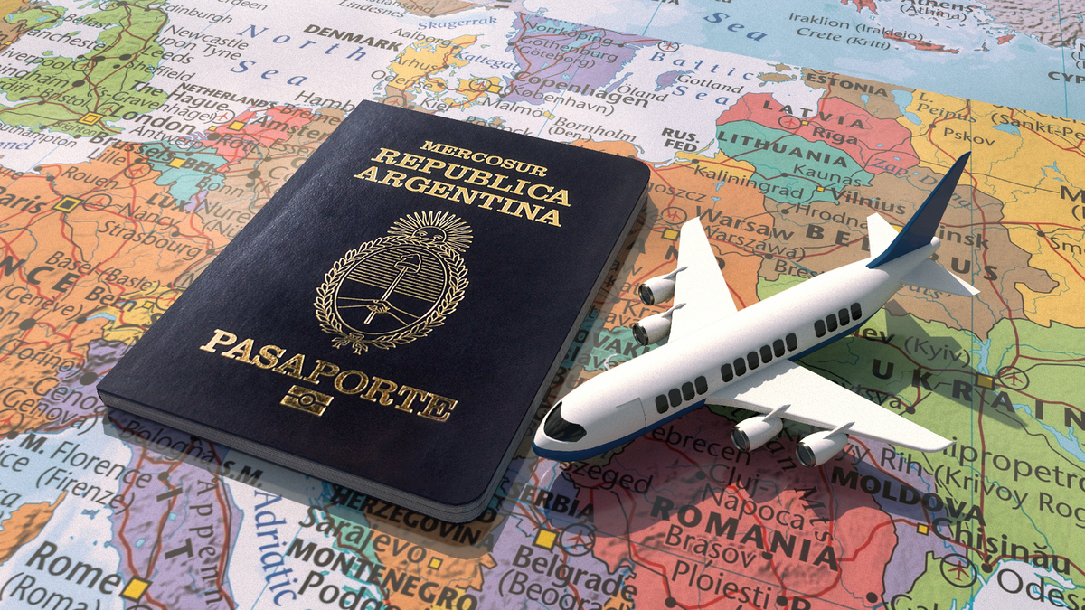 Quienes necesiten viajar con urgencia podrán solicitar un pasaporte de emergencia. Quienes necesiten viajar con urgencia podrán solicitar un pasaporte de emergencia.