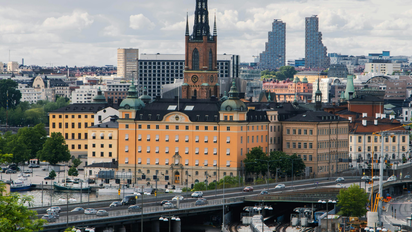 Los fiordos de Noruega destacan como uno de los paisajes más icónicos de Europa en rutas inspiradas en la historia vikinga.