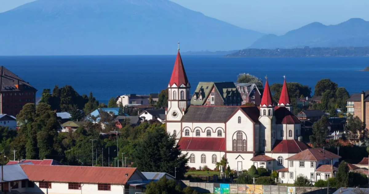 Parte importante del turismo de Puerto Varas considera rutas que conectan con la zona de Bariloche en Argentina. - Ladevi Medios y Soluciones Parte importante del turismo de Puerto Varas considera rutas que conectan con la zona de Bariloche en Argentina.